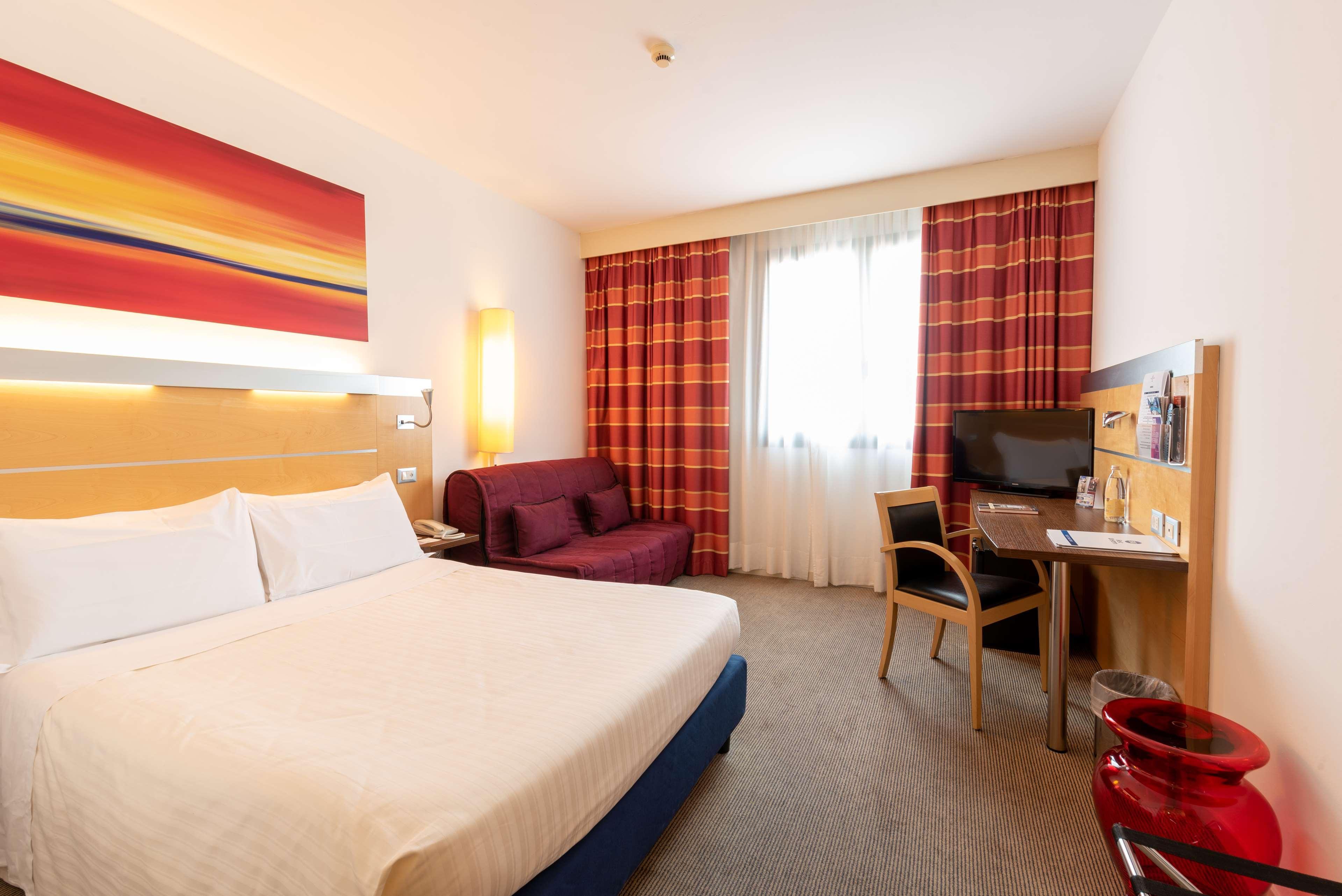 Western Palace 4* Ferrara